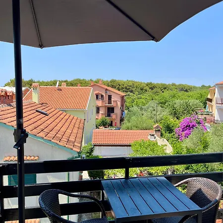 Zora Cres