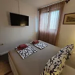 Apartment Zora Cres