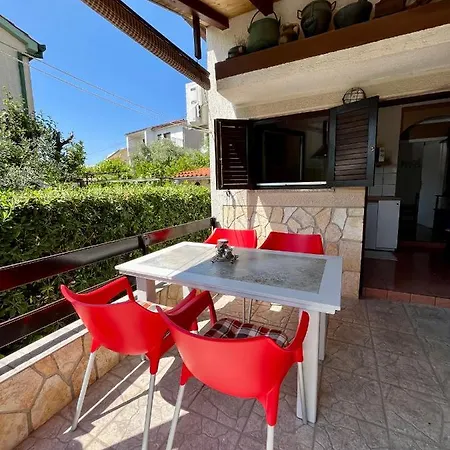 Zora Cres