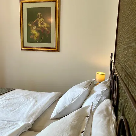 Zora Apartment *