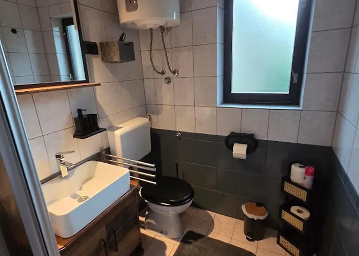 Zora Apartment