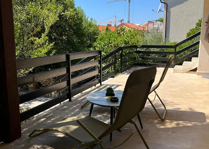 Zora Cres