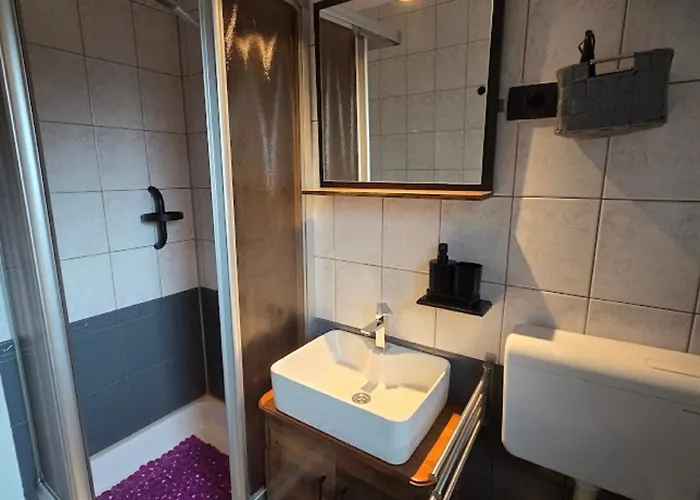 Zora شقة كريس